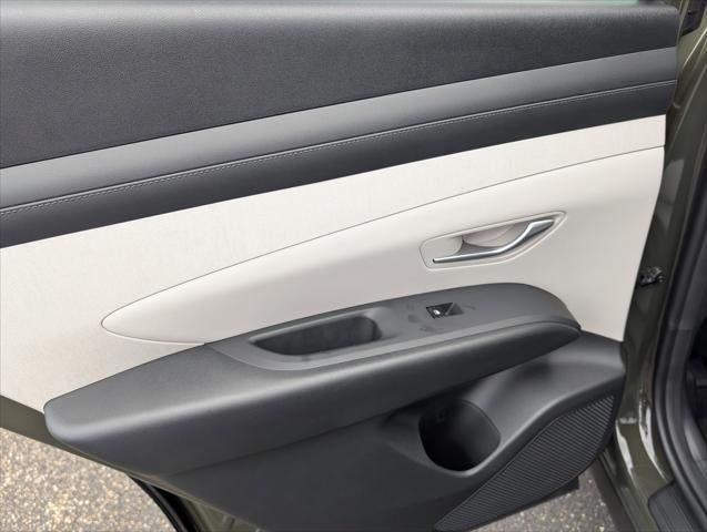 2026 Hyundai TUCSON — interior view